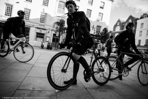 suicideseafood:  London’s Calling 2013 Alleycat #1