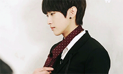 jinyeowoo:  make me choose: cute jinyoung vs sexy jinyoung (asked by posprout)