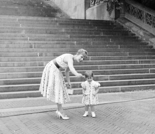 avagardner:R.I.P Carrie Fisher (1956 - 2016) and Debbie Reynolds (1932-2016)