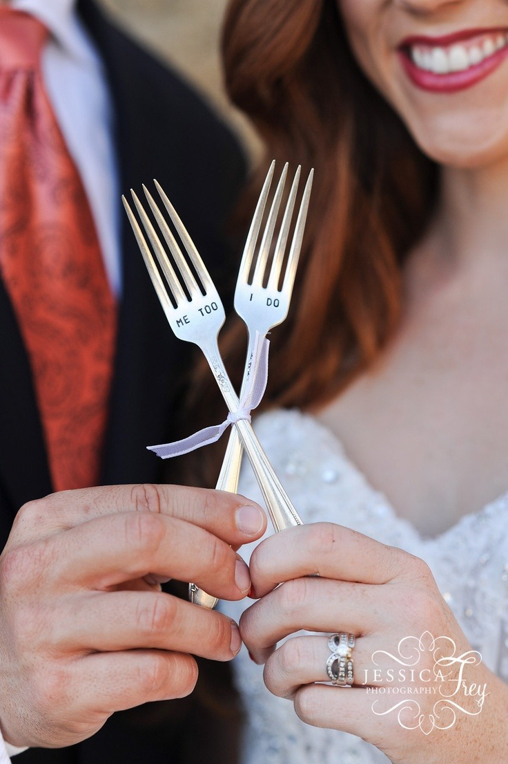 romanticly-in-love:  themeanalysis:  The Little Mermaid Wedding Details   relationship
