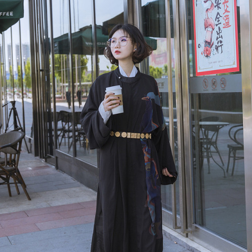Chinese fashion by 彧卿轻奢