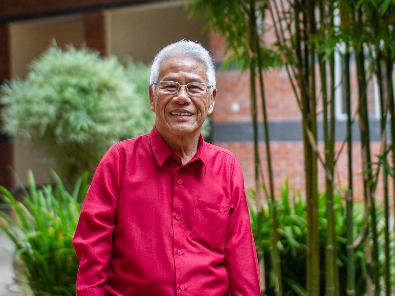 “I’m a very young 74 years of age. I’m a member of the Chartered Management Accountants and also their regional director for Southeast Asia. Previously, I was with Chevron Petroleum and Shell. Upon my retirement, a friend ask me, “Hey, Kwok Mow, why...