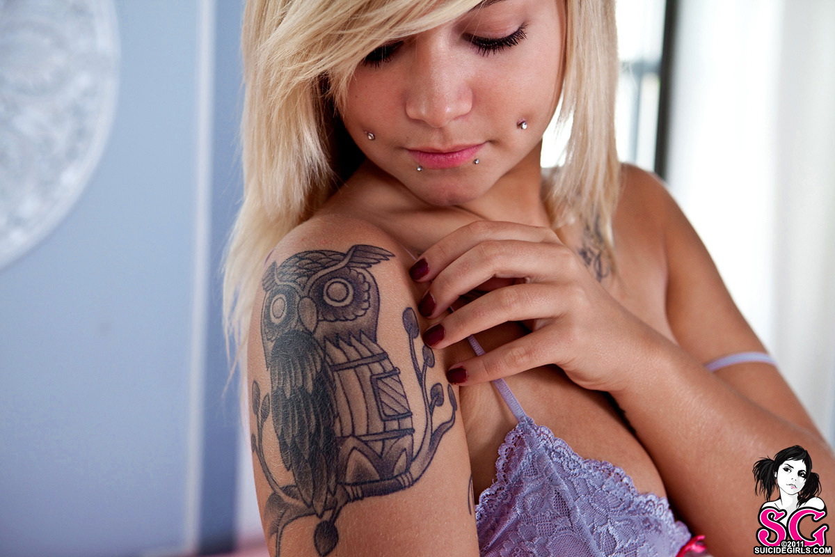 placebosuicide:  From my set Frolic.  Shot by Brooklyn Suicide.  