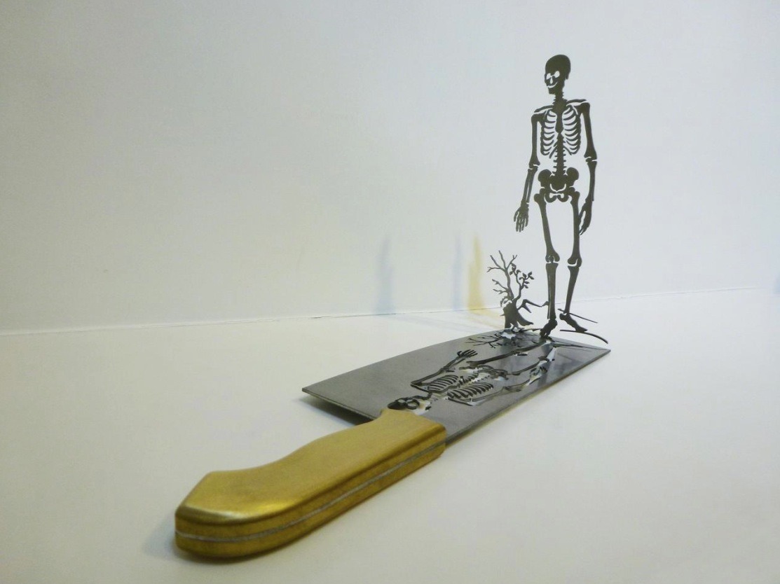 myampgoesto11:  Shadow of Knives: Incredible carved silhouette sculptures by Li