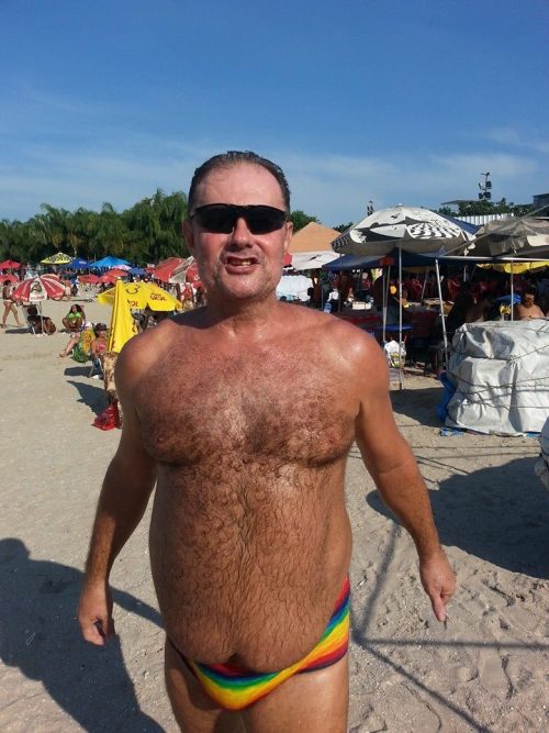 HOMENS MADUROS E SUNGAS / MATURE MEN AND SWIMWEAR