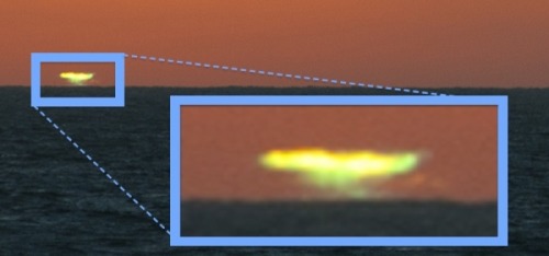 startswithabang:  The Green Flash  “Given a clear path to the horizon — such as over the ocean — this means that there’s a slight region of space just above the reddened Sun where only the shorter wavelength light is visible! And when