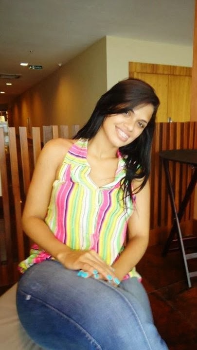 inthebonezone: I’d bone her…http://inthebonezone.tumblr.comhttp://showmeyourb00bies.tumblr.comhttp://whereyougetalldatass.tumblr.comhttp://mywhipgameproper.tumblr.comhttp://shitrichpeoplelike.tumblr.com Brazilian cake!
