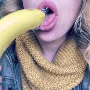 👅 🍌