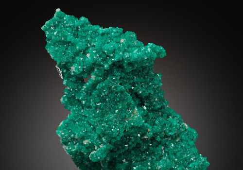 vugnasmineralblog: Dioptase on Dolomite Tsumeb Mine, Tsumeb, Oshikoto Region, Namibia, Africa