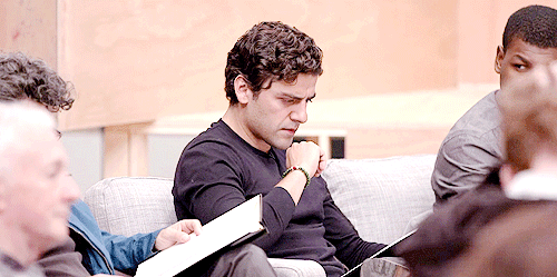 indyfinitely:Behind the Scenes of The Force Awakens: Oscar Isaac being unfairly attractive