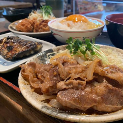 卵なしの卵かけご飯を食べてから、やたらめったらと卵かけご飯が食べたくなり困っています。 #卵かけご飯 #ランチ #姫路ランチ  www.instagram.com/p/CRi8OnTp