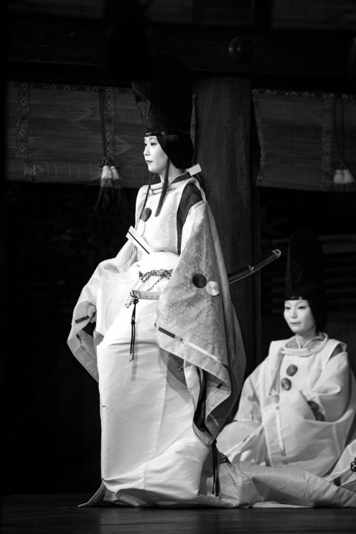tanuki-kimono: Shirabyoshi (ancient female court dancers, who dressed in men outfits) representation