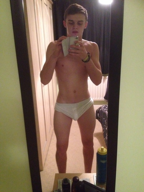 scallylads: mybritsinboxers: bit more fun with luke from london  Horny sod