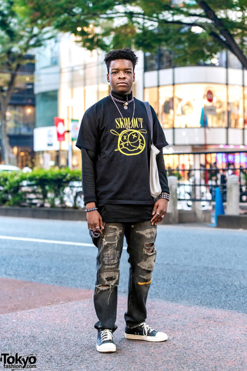 Arnold on the street in Harajuku wearing a Skoloct... | Tokyo Fashion