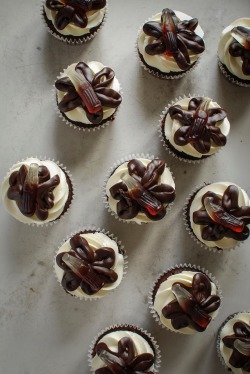 foodffs:  JACK DANIELS AND COKE CUPCAKESReally