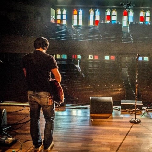 1 year ago this week, I was blessed to stand on this stage. (Photo by @jeffjohnsonimages) #ryman #nashville #joshroberts