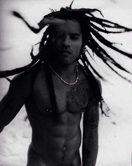 securelyinsecure:  Lenny Kravitz - Dreads Appreciation Post 