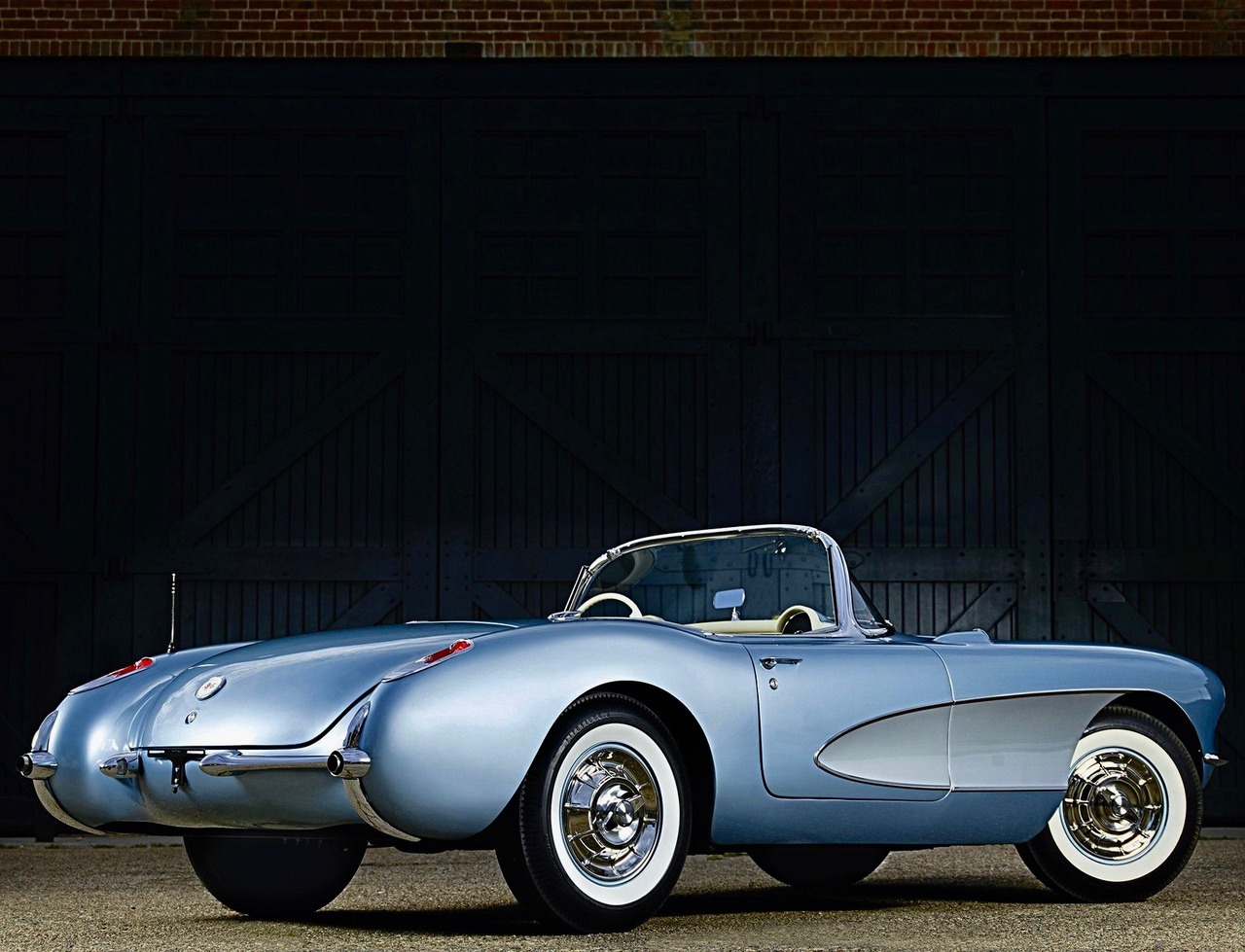 utwo:  1956 Chevrolet Corvette Roadster © don kates 