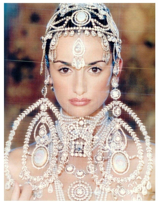 parasoli:  penelope cruz in christian dior,fall 1999 for vogue spain.