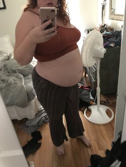 bloatedbae:  After a night of drinking and heavy eating