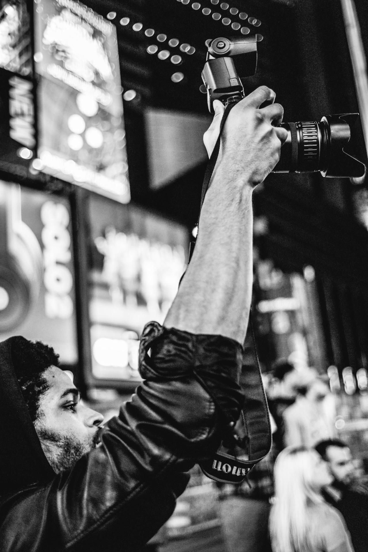 boingboing:  EXCLUSIVE: Photo gallery of Ferguson demonstrators in NYC Photographer