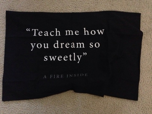 tawny:  lonelyapron:  sadnessbrigade:  I literally bought this last night. I spent real human dollars on this. it’s the tackiest ugliest AFI thing I have ever owned. but it is a pillowcase. I can’t believe the decision to put the lyric in quotes.