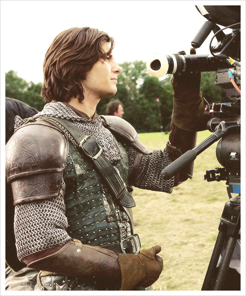 benbarnesfan:  Ben Barnes on the set of ‘The Chronicles of Narnia: Prince Caspian’