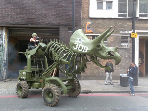 cricketcat9:youkaiyume:If I’m gonna die, I’m gonna die Prehistoric on the Fury Road!WOW