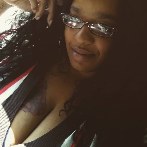Out and about #hungrytho #bbw #errands #business