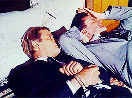 deputychairman:napoleonandillya:that time when napoleon and illya were canonically in bed together o