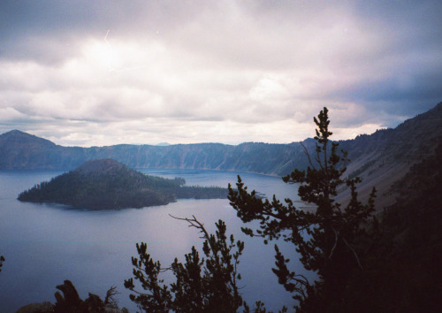 hanahaley:  blue in the summer 