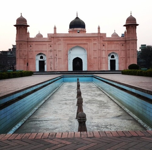 The construction of this place fortress was negus by prince Azam, son of Mughal