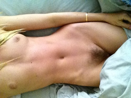 selfshotisgreat: All Blogs Furry vag selfie