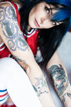 zepsternerd:  Riae Suicide 