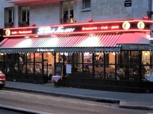 Cafes in Montmartre and Pigalle, ParisPhotos by Charles Reeza