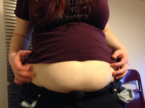 Porn Pics jiggle-butt:  Woooo photos of stuffed gut