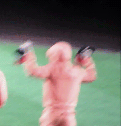 blondejongin:  hooded maknae’s manly running with the hats 