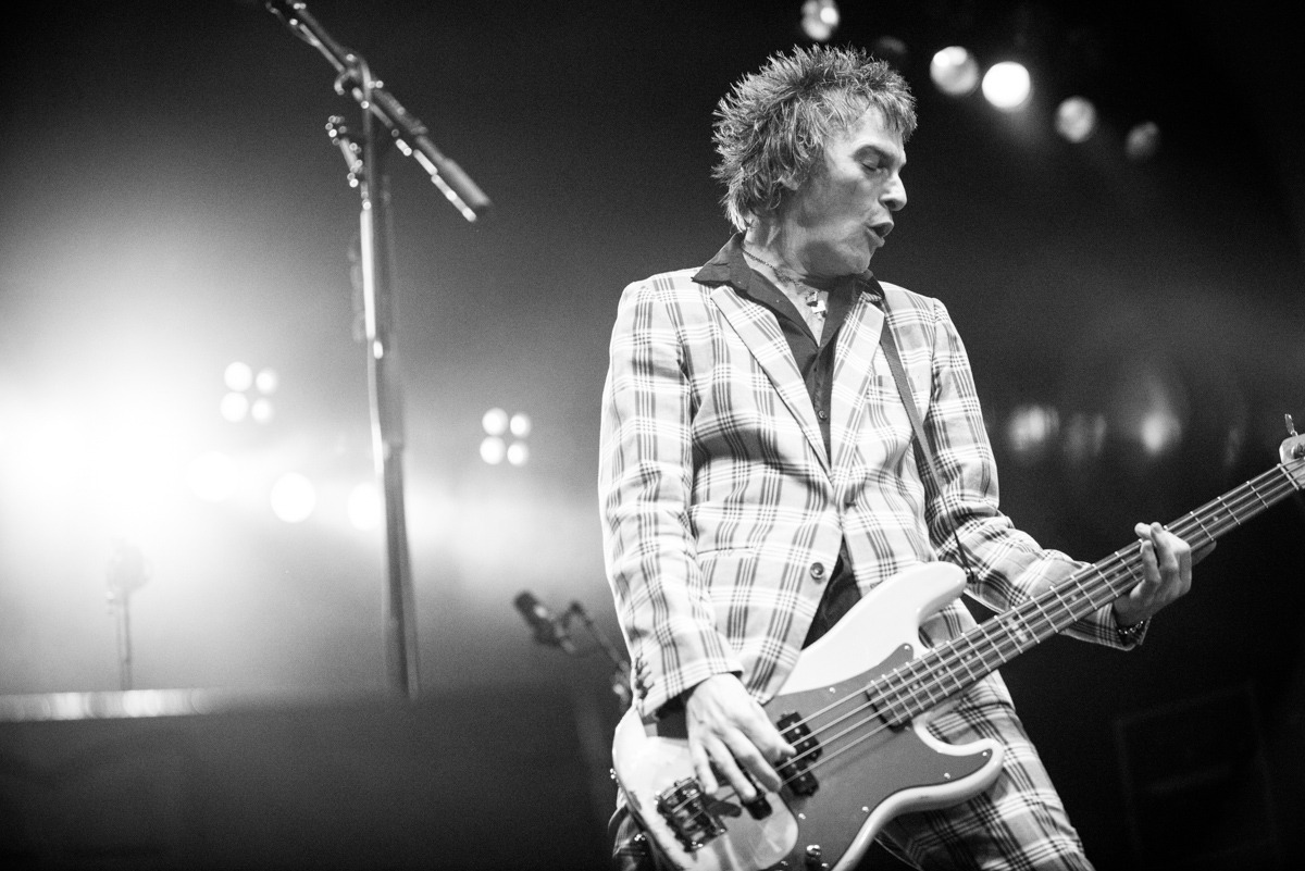 britpopandlock:  The Replacements at Midway Stadium, 9/13/14. (x) So fucking beautiful. 