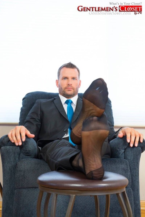 SOCKS EXHIBITIONIST