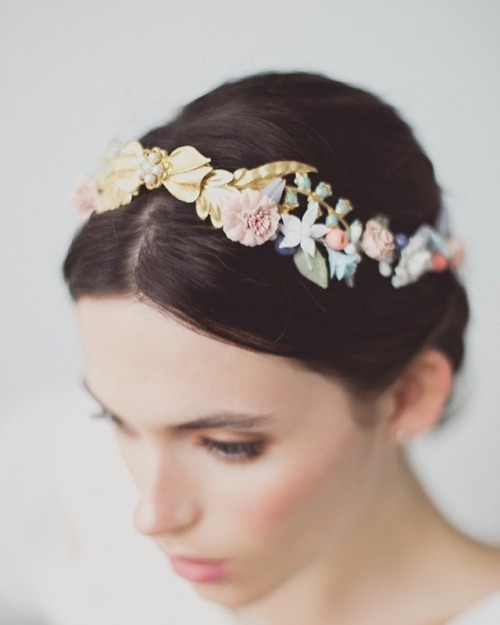 andantegrazioso: Pastel headpiece | cherubinaofficial Sooo pretty c: