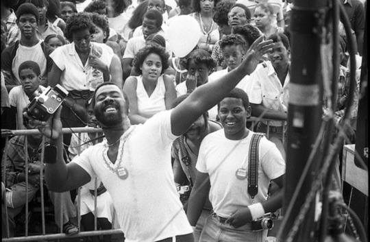 lostinurbanism:  Baltimore, Maryland. Photographs by Breck Chapman as part of the University of Baltimore’s Langsdale Library (1968-1996 collection)