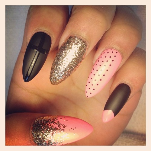 Nail stiletto art designs