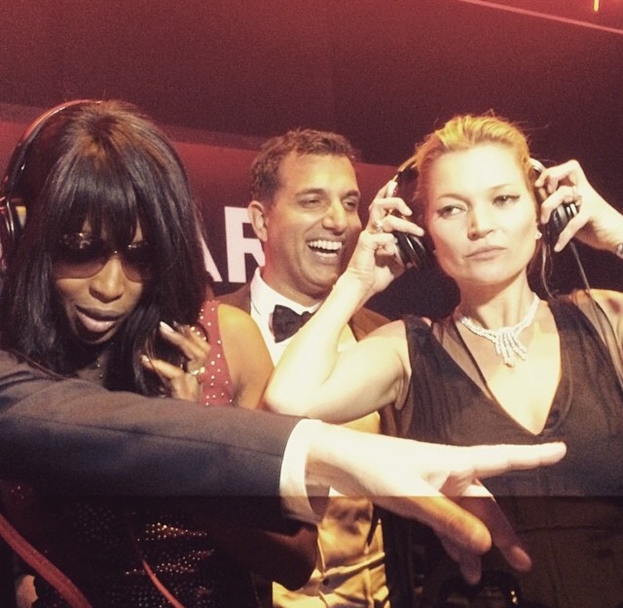 kingjammyjam:  sine–waves:  fuckrashida:  Naomi+Kate having a great time   us @sadnthirsty