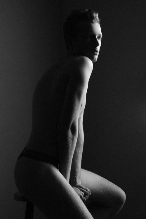 hotguyshotunderwear:  What a super sexy follower submission from http://wertin8.tumblr.com and http://wertinsdick.tumblr.com of his personal favorite pic of himself … HOT! Keep them cummin~ 