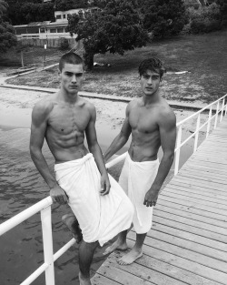 themitchme:  Caspar Thomas &amp;  Zandre du Plessis