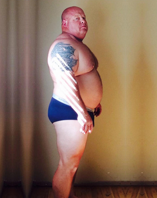 vincebear1971:  real-thick:  Musclechub  UNF!!
