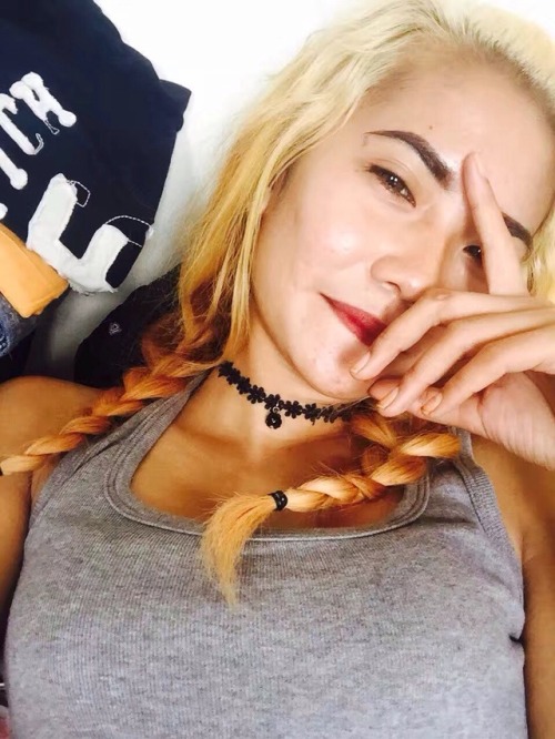isyaatemerloh: Id? Reblog dulu  siplis budak nie..pena main