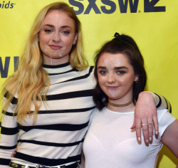 Sophie Turner Porn Captions - avril-obsession.tumblr.com - Tumbex