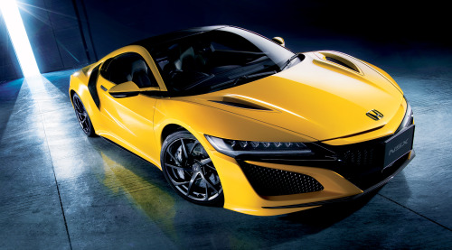 Honda NSX (Japanese spec), 2020. Honda have withdrawn the NSX mid-engined hybrid supercar from sale 