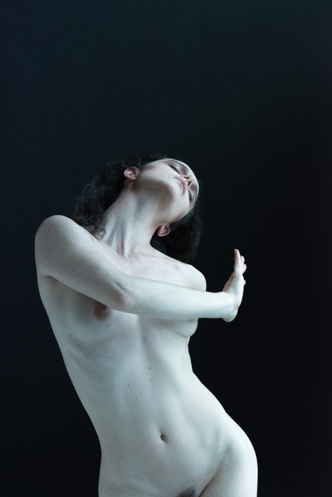 phylactere:  Selfportraits by Phylactere Model “Selphylactere” Natural light Ottawa 